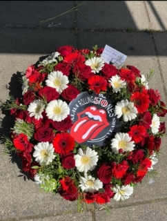 Rolling Stones Wreath